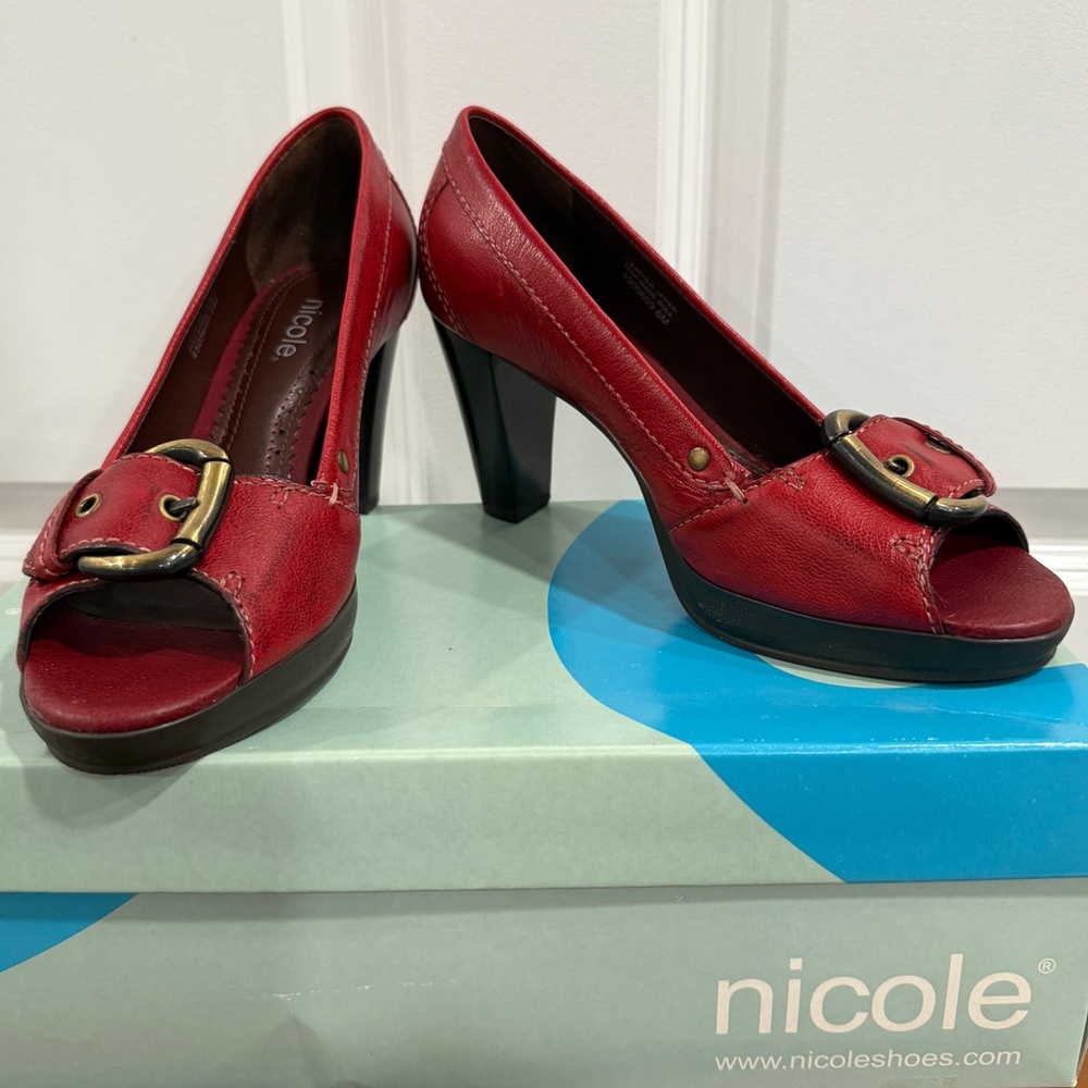 Gorgeous Nicole Red Leather Open Toe Heels with Brass Buckle Details Size 6